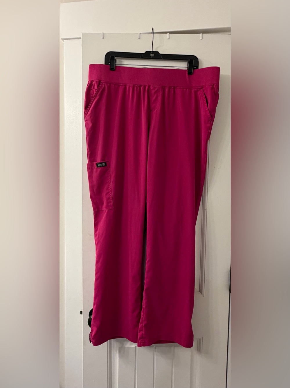 Koi scrub pants size XL